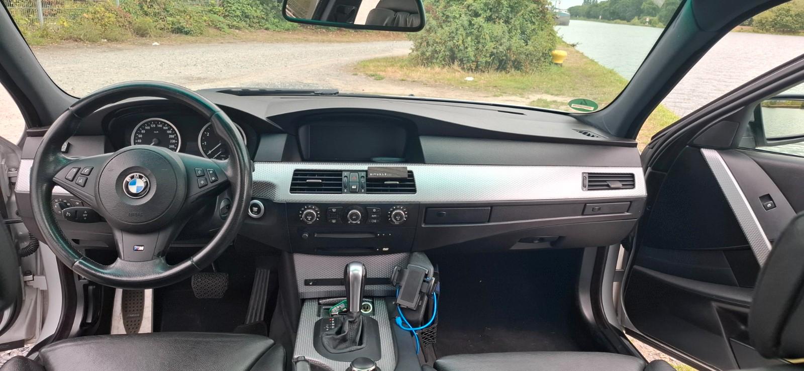 BMW 530i A touring -