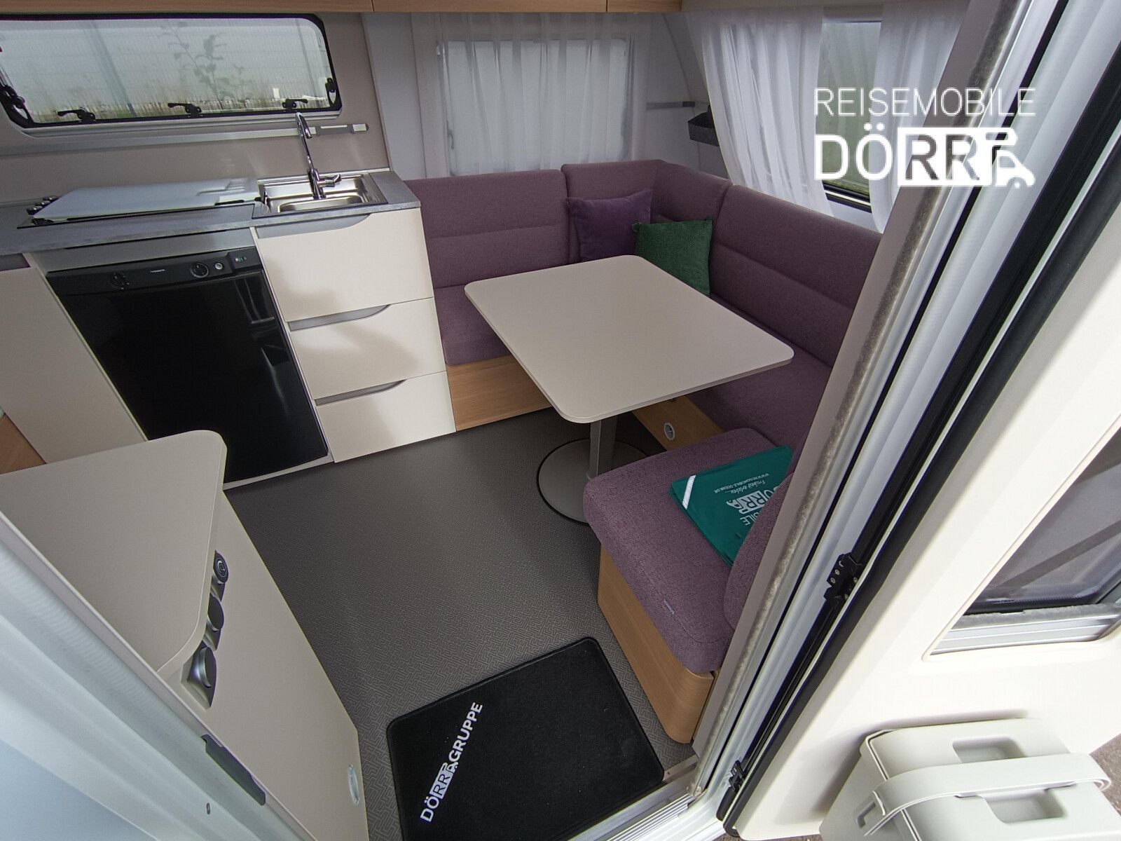Fahrzeugabbildung Adria Adora 472 UP