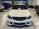 Mercedes-Benz C 63 AMG - Mercedes-Benz C 63 AMG: Limousine