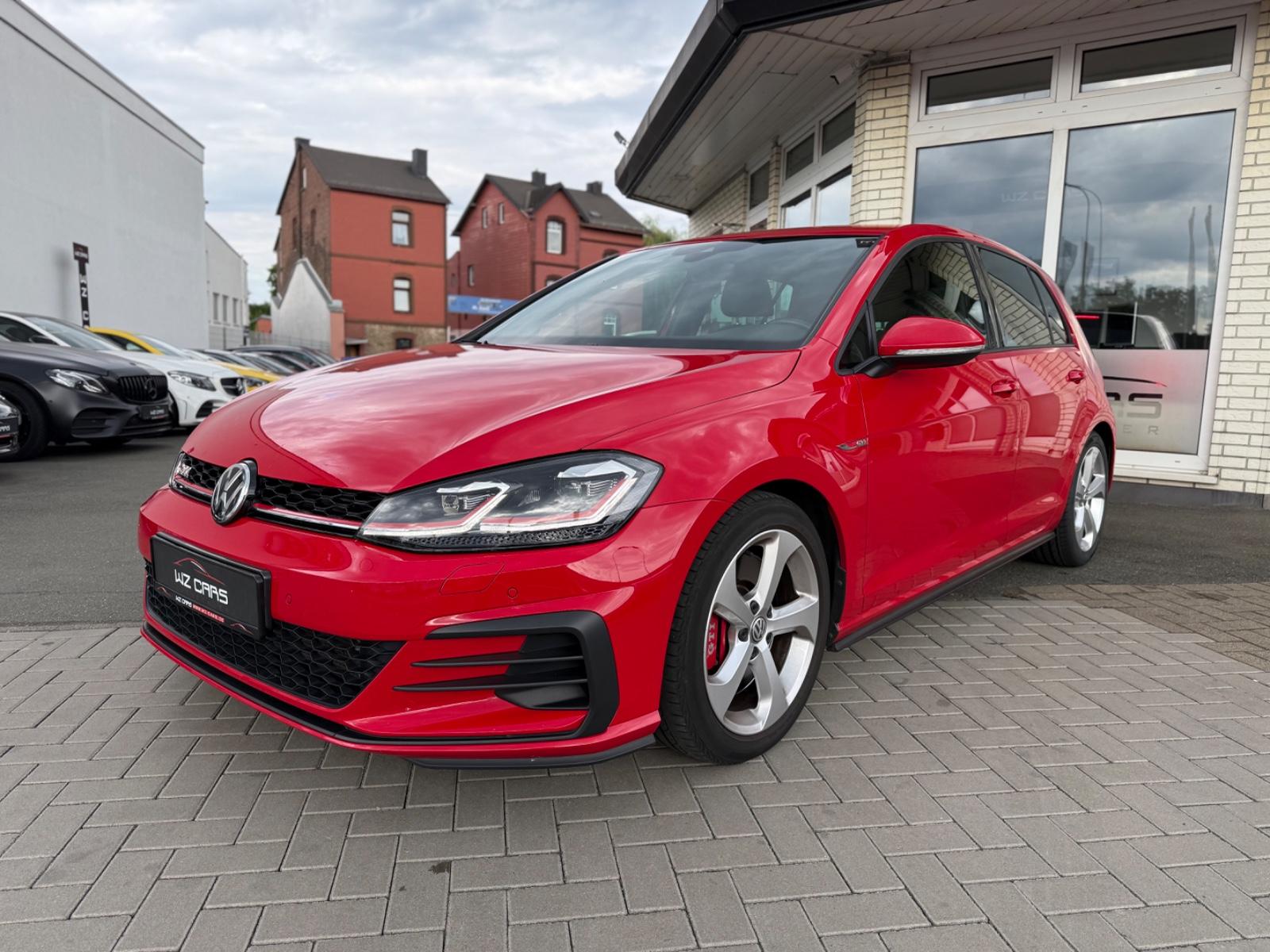 Volkswagen Golf VII Lim. GTI Performance NAVI KLIMA PDC LED