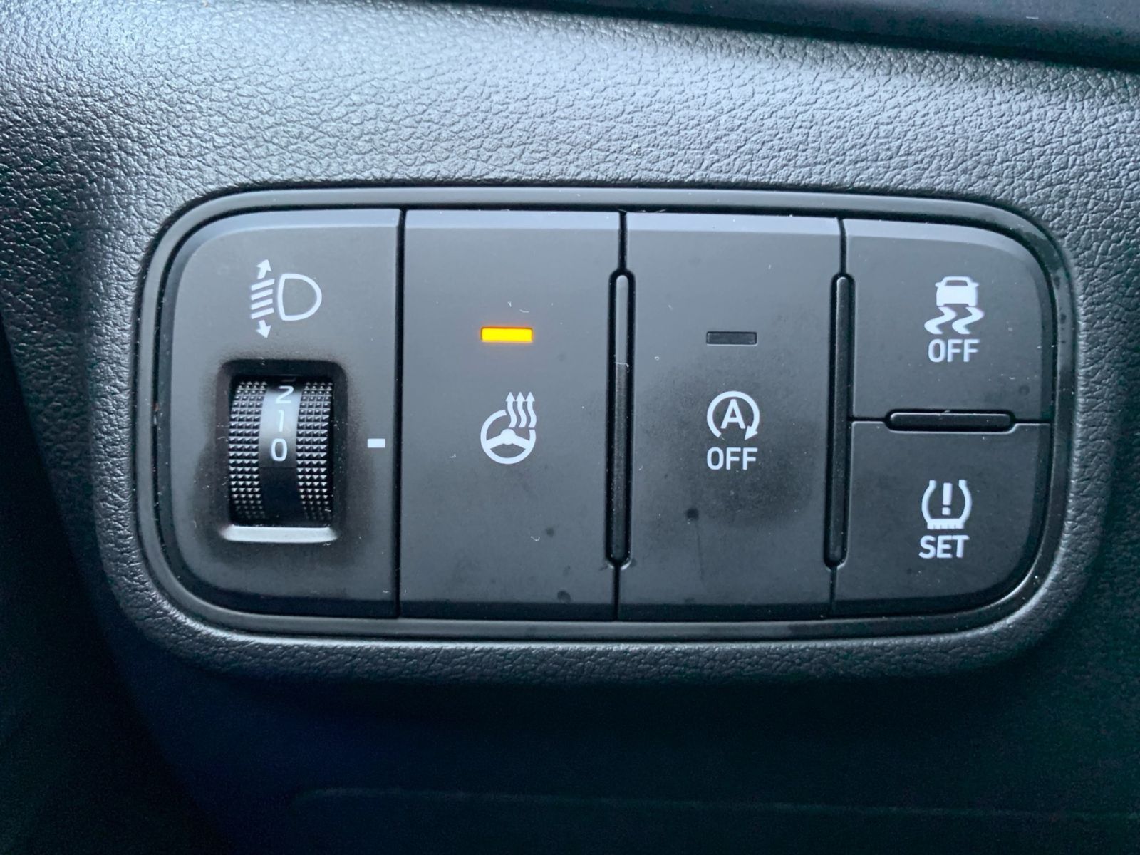 Fahrzeugabbildung Hyundai i20 1.0 T-GDI 7-DCT Trend Navi Allwetter