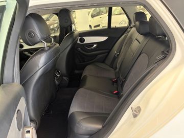 Mercedes C 200 - 5