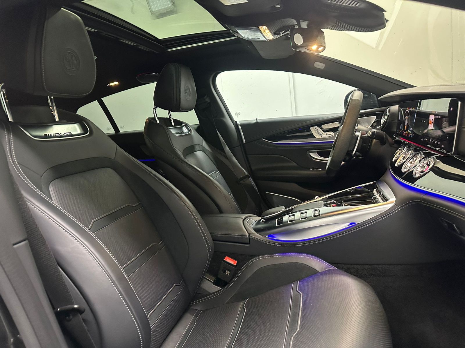 Fahrzeugabbildung Mercedes-Benz GT 63  S E Performance *SHD*CARBON HECKS*HEADUP*