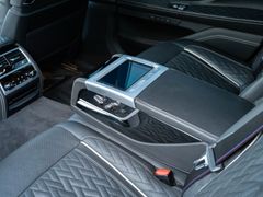 BMW M760 – 34 / 37