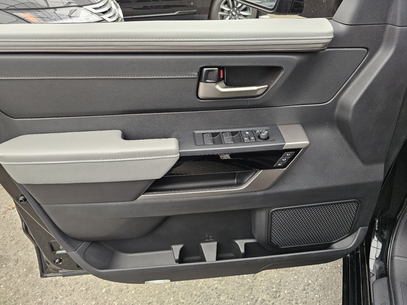 Fahrzeugabbildung Toyota Tundra Limited V6 T1: 57.000 EURO ! Stock !