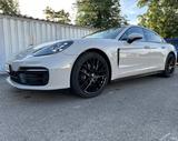 Porsche Panamera 4 Platinum Edition Platinum Edition