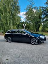 Opel Insignia ST 2.0 SIDI Turbo Innovation Automatik - Opel Insignia: Innovation