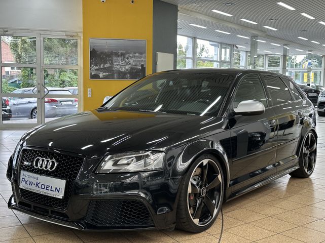 Audi RS3 2.5 TFSI QUATTRO SPORTBACK*XENON*NAVi*LEDER