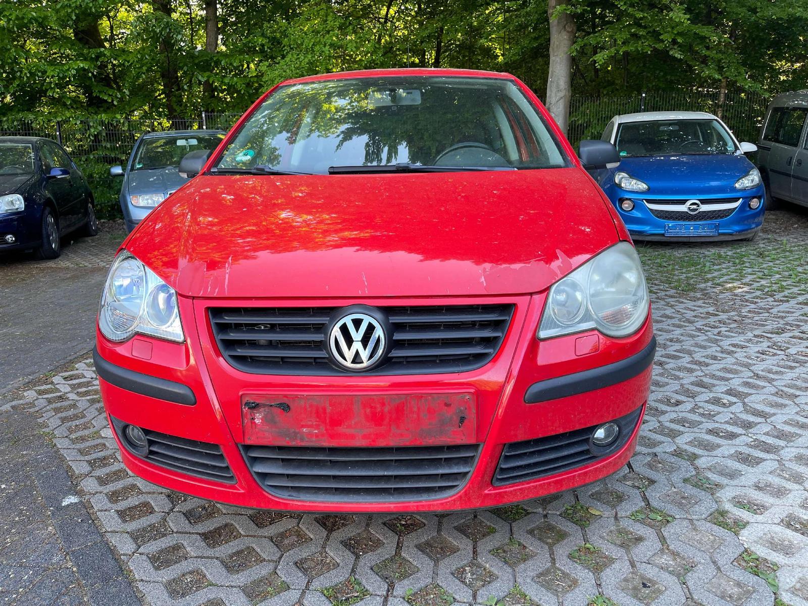 Volkswagen Polo Tour,Klima,SHZ,8-fach Bereift , Tüv 12/25