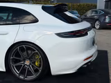 Porsche PANAMERA SPORT TURISMO 4 E-Hybrid Edition 10 - Porsche Panamera Edition mit Hybrid-Antrieb (Benzin/Elektro)
