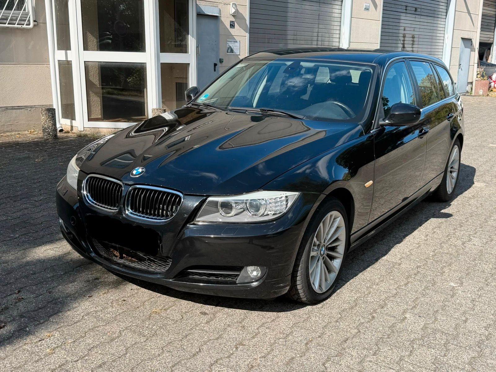 BMW 330