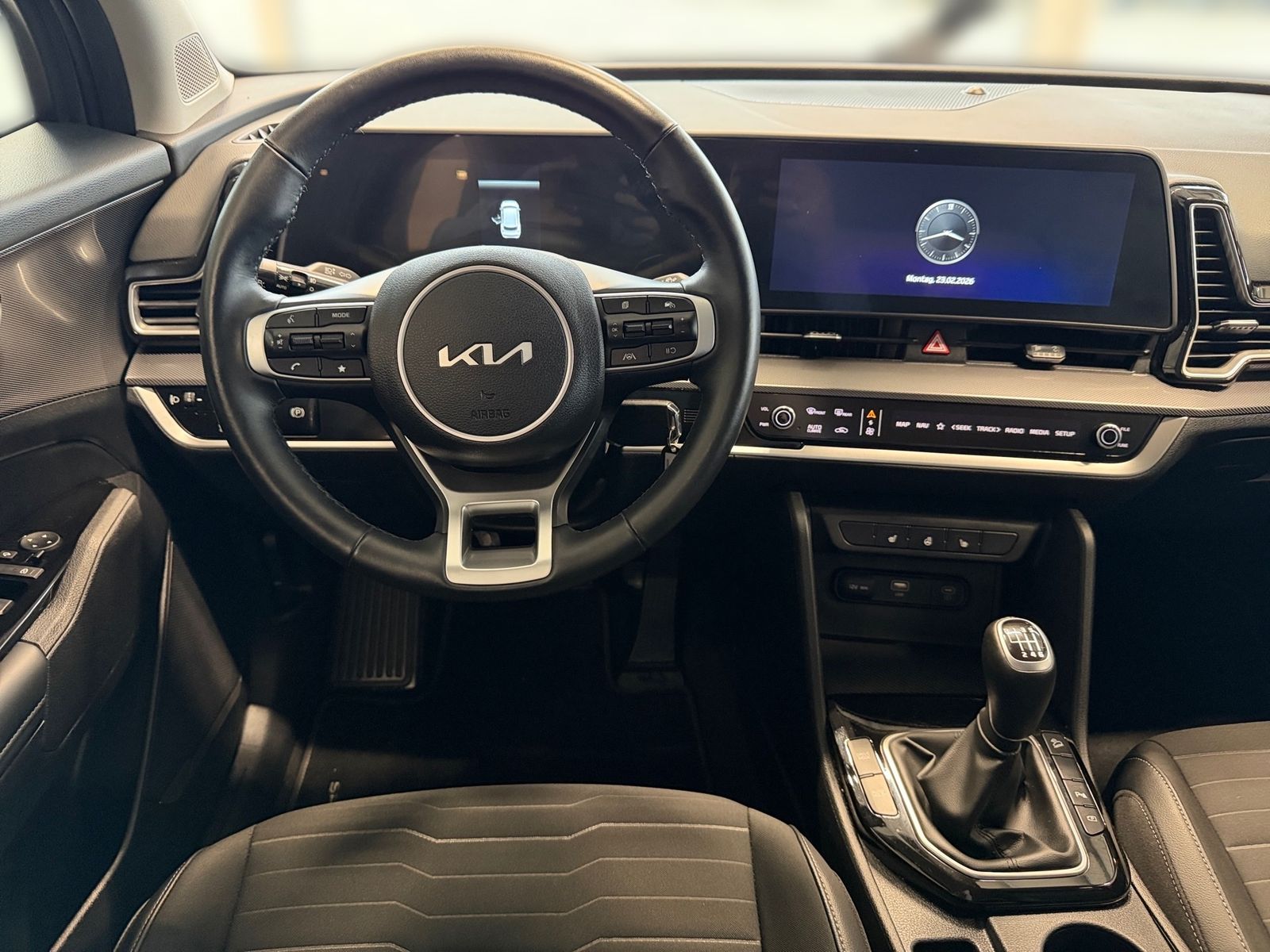 Fahrzeugabbildung Kia SPORTAGE 1.6T 2WD VISION KOM