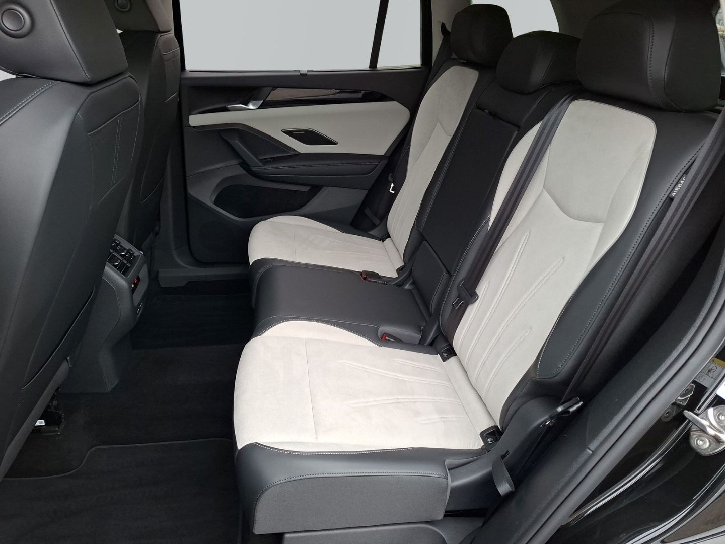 Tayron 1.5 TSI eHybrid Elegance *AHK*MATRIX*