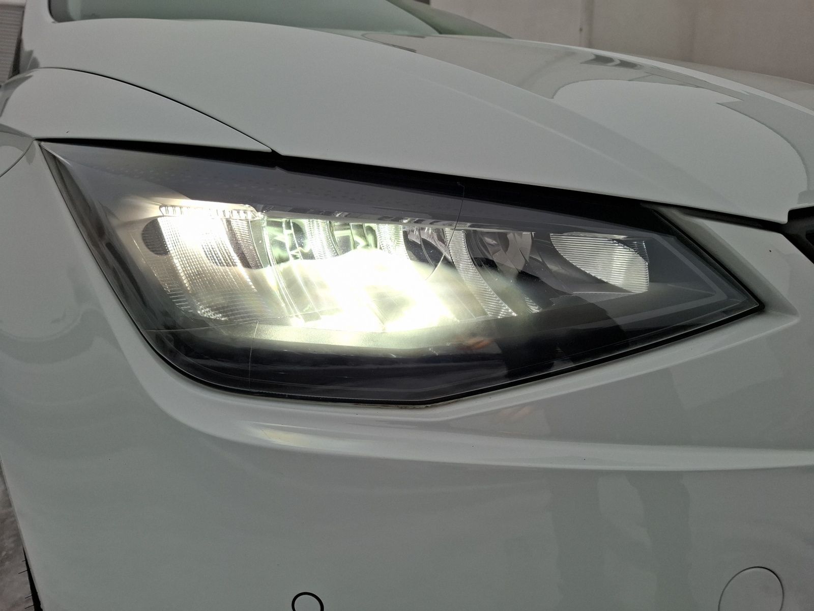 Fahrzeugabbildung SEAT Ibiza TSI Style LED Navi GRA RFK SH LM