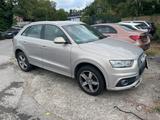 Audi Q3 2.0 TDI quattro - Audi Q3 Unfallwagen
