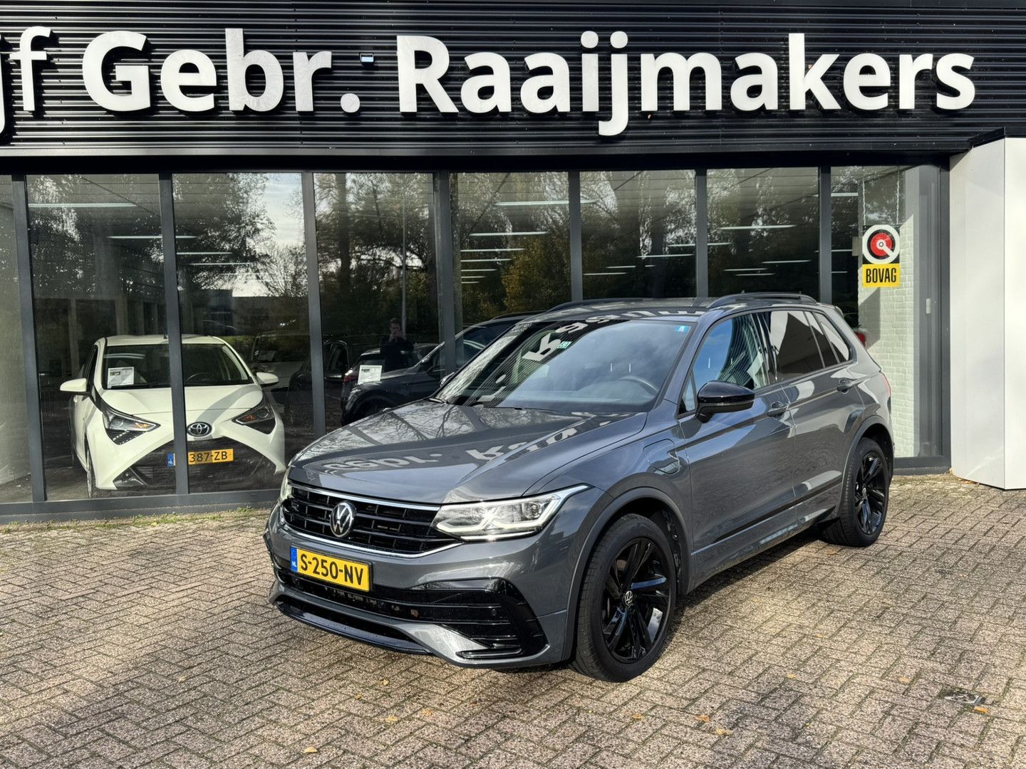 Volkswagen Tiguan 1.4 TSI eHybrid R-Line *AHK*LED*ACC*