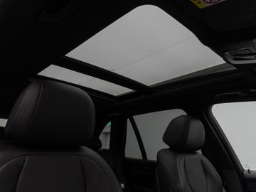 Fahrzeugabbildung BMW X5 xDr 30d M Sport Pano HUD H/K AHK Comfort 20'
