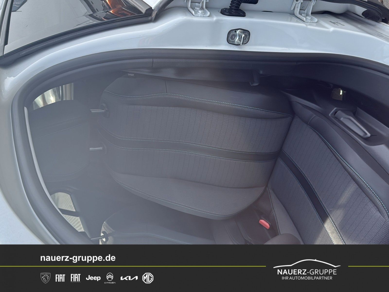 Fahrzeugabbildung Peugeot 2008 e- Allure