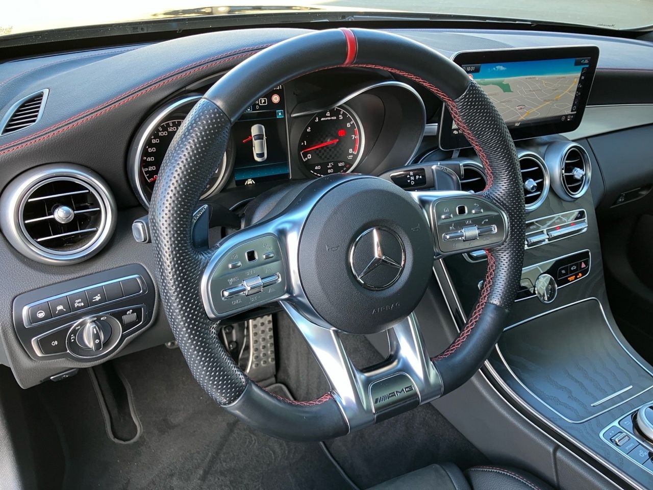 Fahrzeugabbildung Mercedes-Benz AMG C 43 4M Coupé PANO+DIS+BUR+360+PERF.SI+NIGHT
