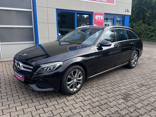 Mercedes-Benz C 180 C -Klasse T-Modell LED NAVI AHK PANO