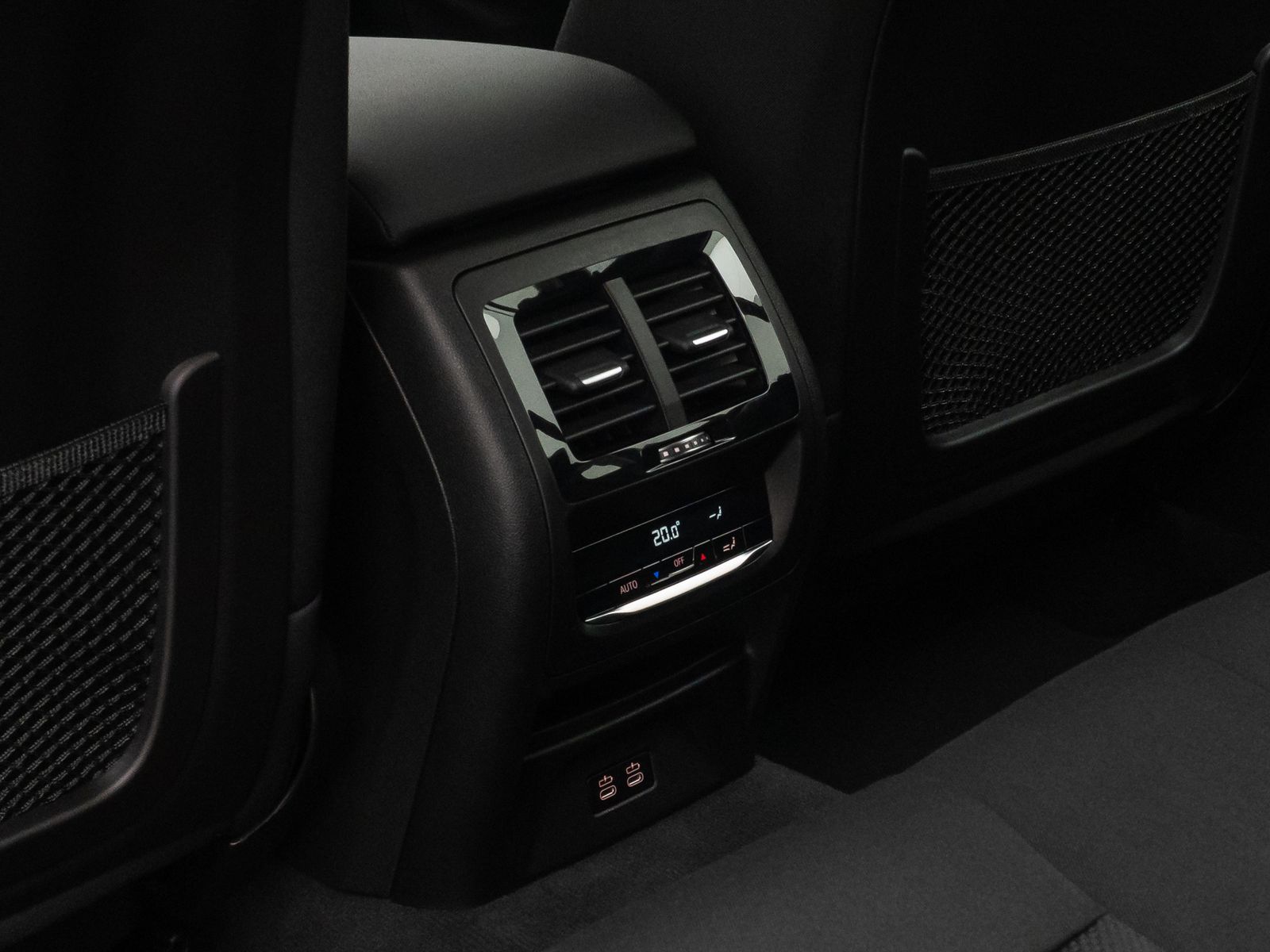 Fahrzeugabbildung BMW X3 xD30e Kamera DAB DriveAs Cockpit+ Geschwindig