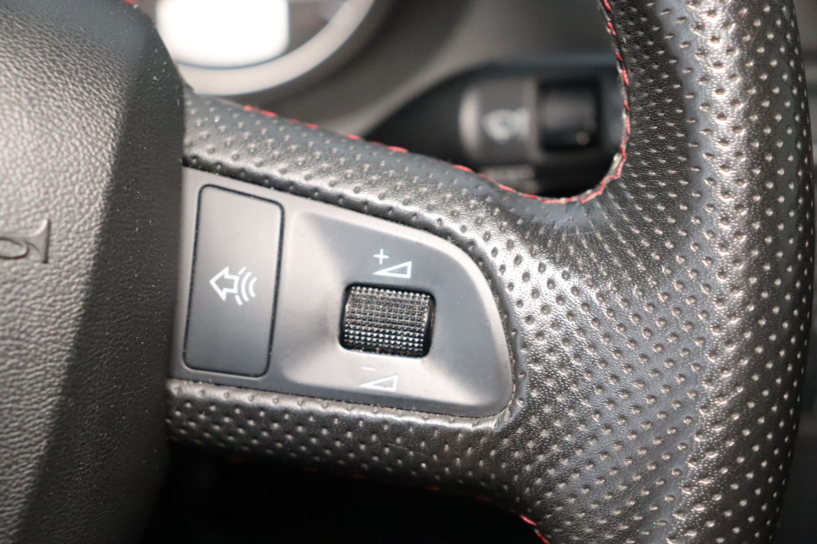 Fahrzeugabbildung Audi A3 Sportback 2.0 TDI quattro S line Sportpaket p