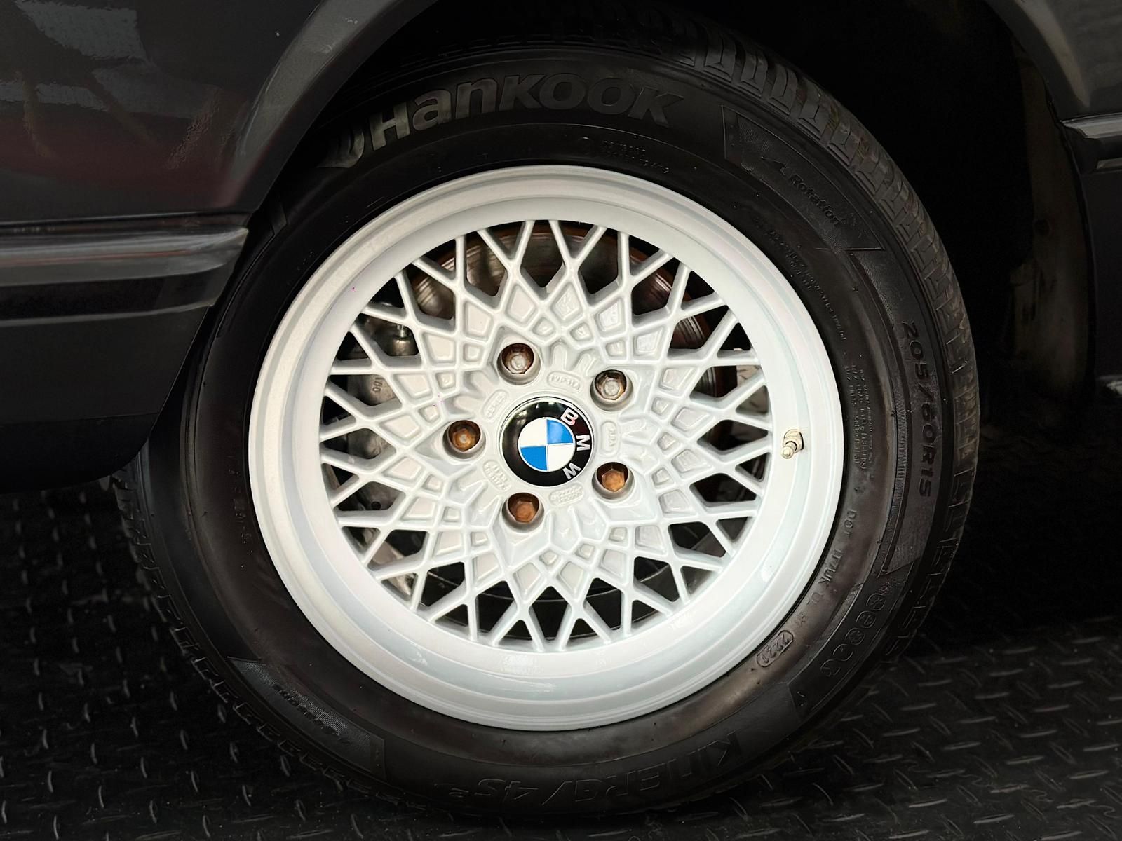 BMW 528i E12 H-ZULASSUNG#15'ALU#VELOUR#PIONEER#SERVO - Image 9