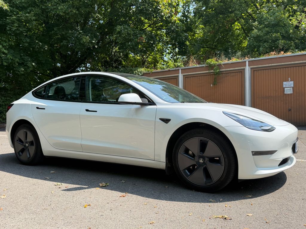 Image of Tesla Model 3