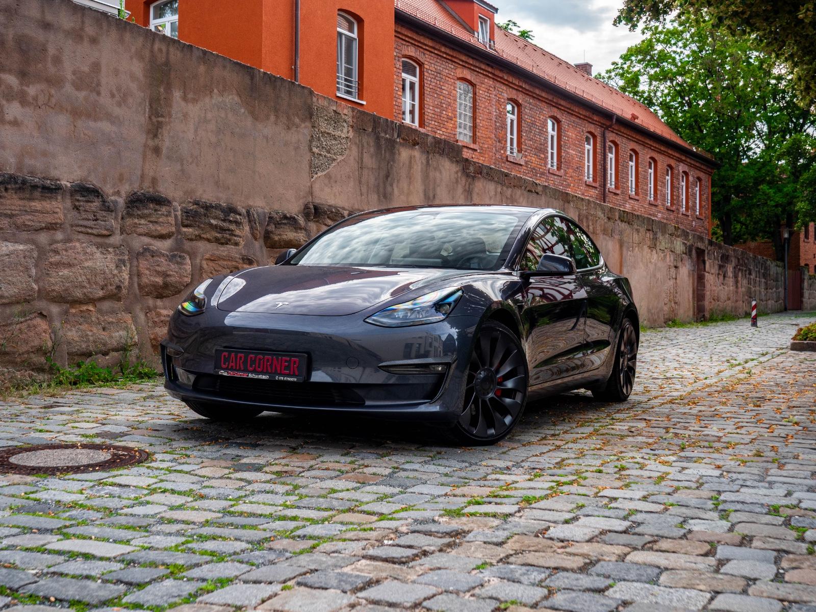 Tesla Model 3 Performance Dual AWD