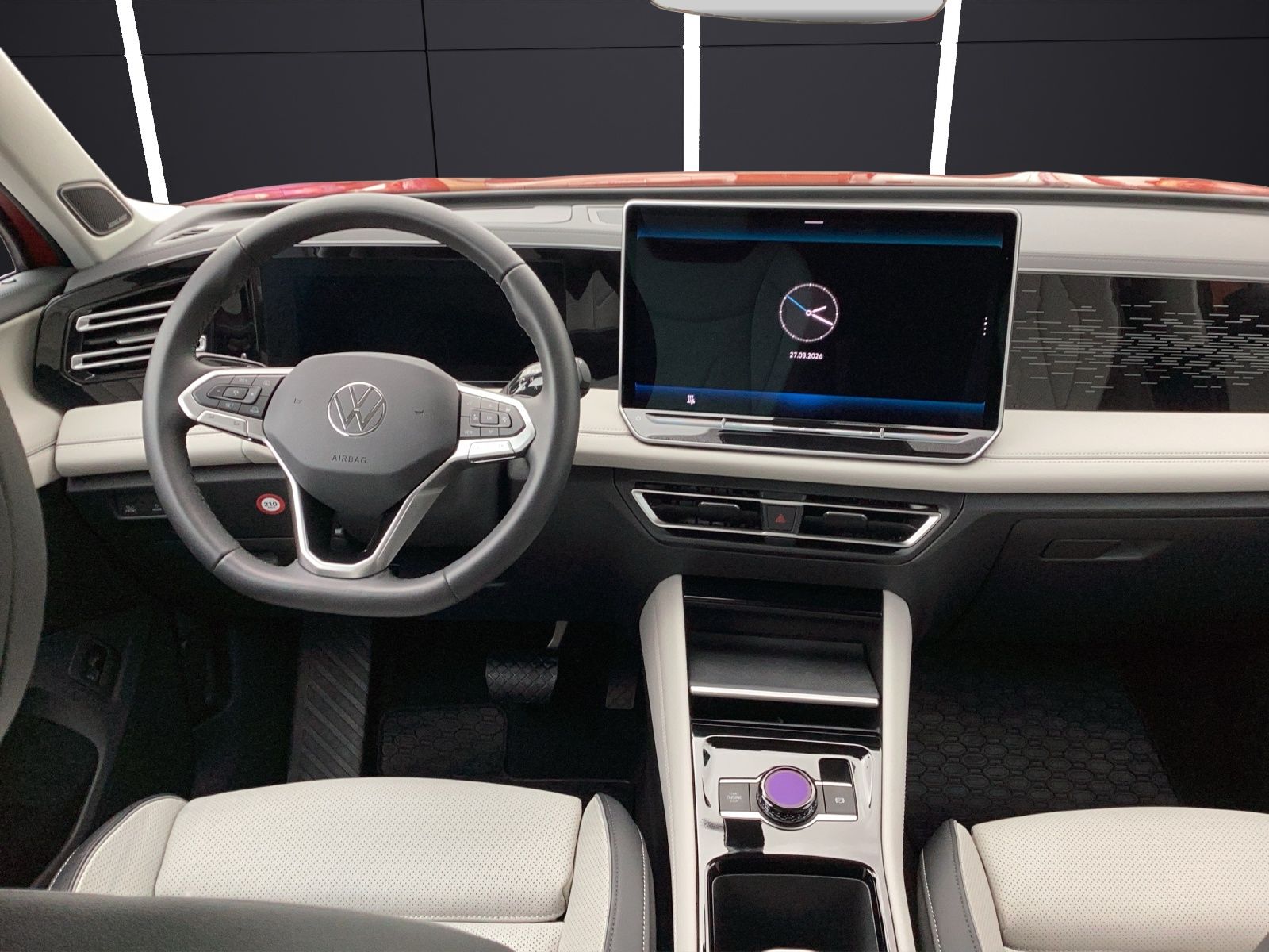 Fahrzeugabbildung Volkswagen Tiguan Elegance TDI DSG 4M IQ.Light ACC STHZ SHZ