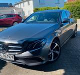 Mercedes-Benz E 300 d -9G-Tronic Sport Style Paket Schiebedach - Mercedes-Benz E 300 mit Diesel-Antrieb: Limousine