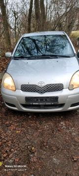 Toyota yaris bj2004 Benzin zum verkaufen - Toyota Yaris: Kombi
