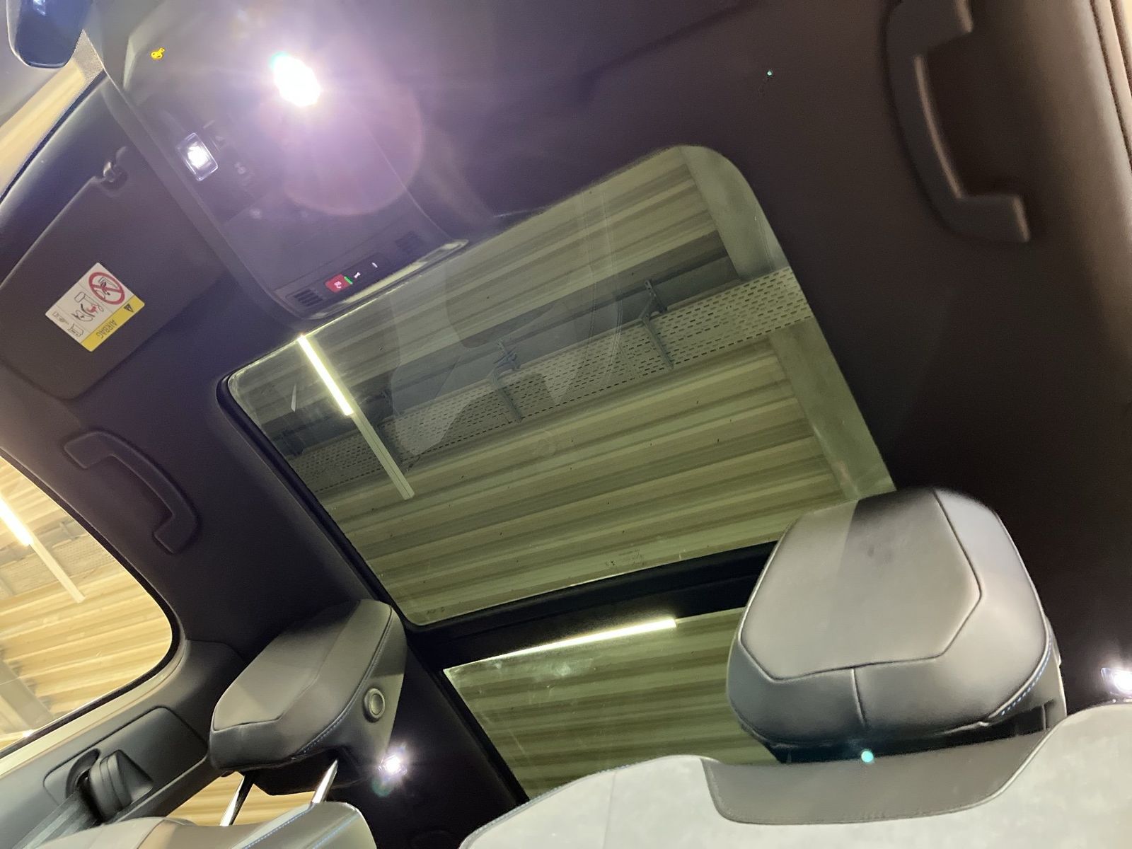 Volkswagen T-Roc - Bild 14