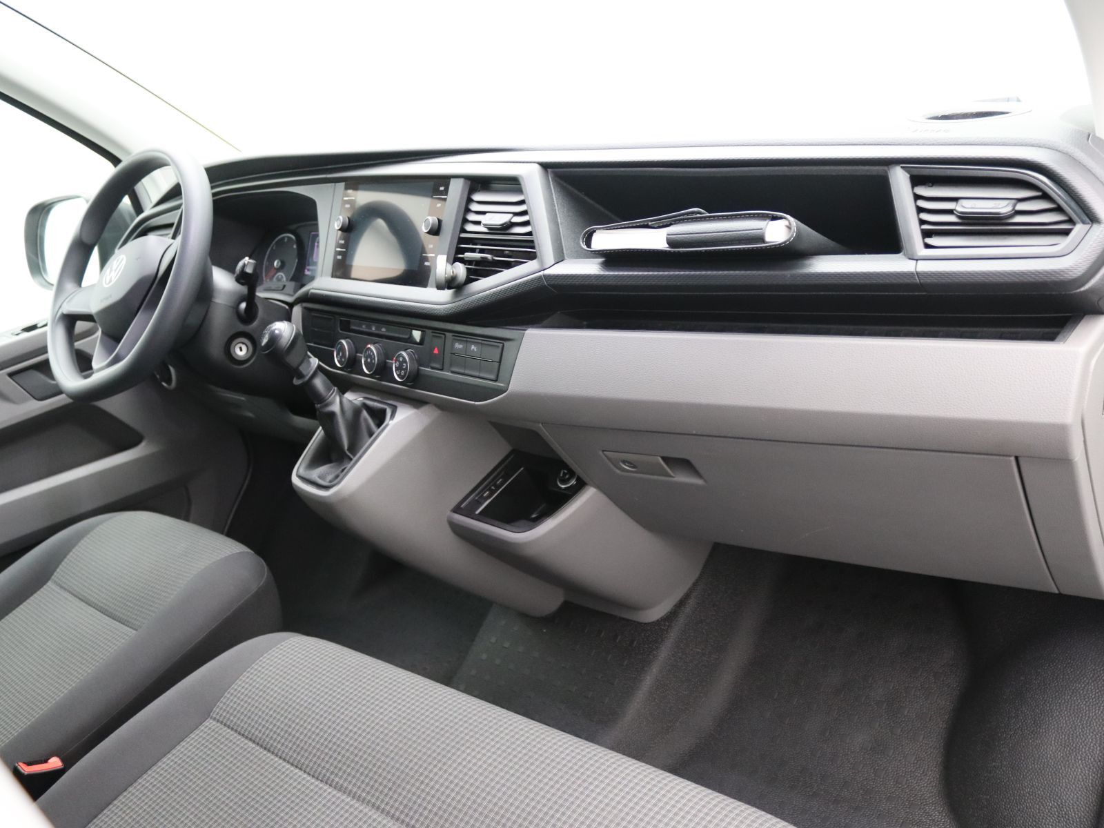 Volkswagen T6 Kombi - Bild 12