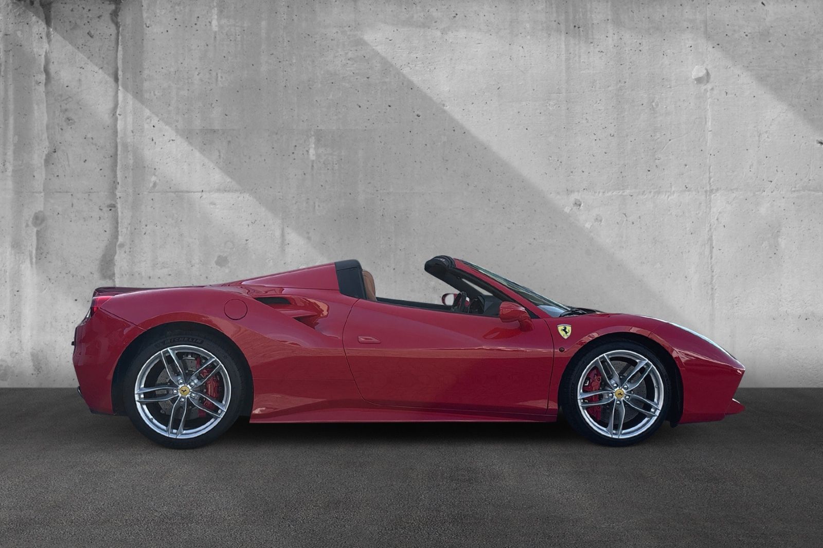 Fahrzeugabbildung Ferrari 488 Spider*Carbon*LED*Beifahrerdisplay*Dt. Auto*