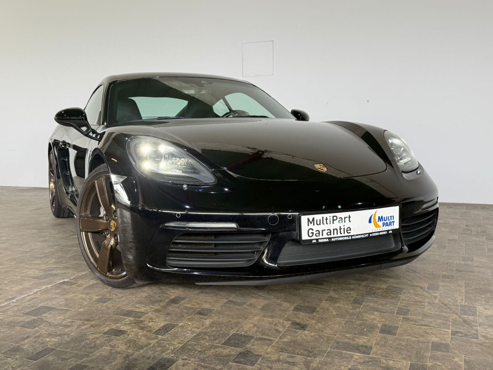 Fahrzeugabbildung Porsche 718 Cayman 2,0i 300PS, Bose, Navi, Leder