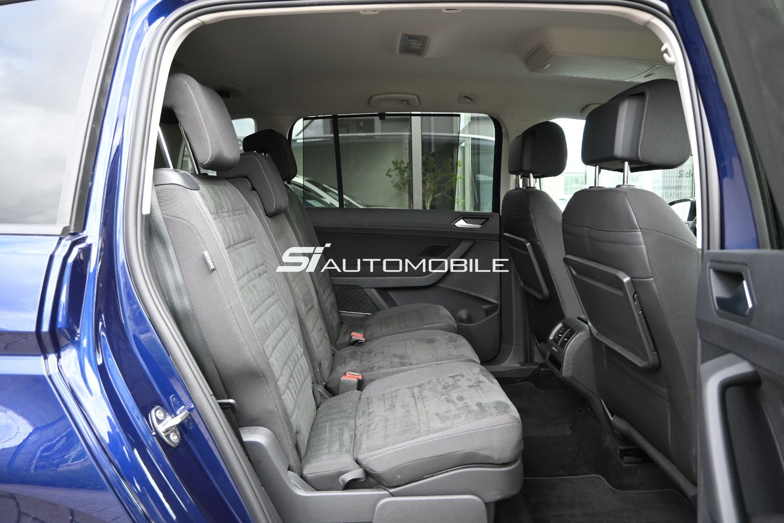 Fahrzeugabbildung Volkswagen Touran 1.5 TSI DSG °ACC°AHK°DYNAUD.°ERGO°STANDHZ