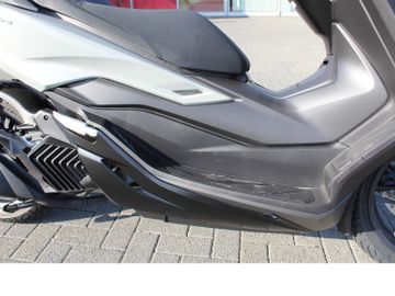 Honda Forza125 *Aktion*
