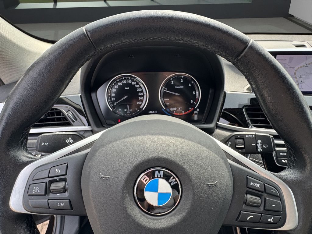 BMW X1 sDrive18d SPORTLINE LED NAVI PDC SHZ 19" foto 12