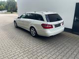 Mercedes-Benz E -Klasse T-Modell E 300 CGI BlueEfficiency - Mercedes-Benz E 300 mit Benzin-Antrieb: Automatik
