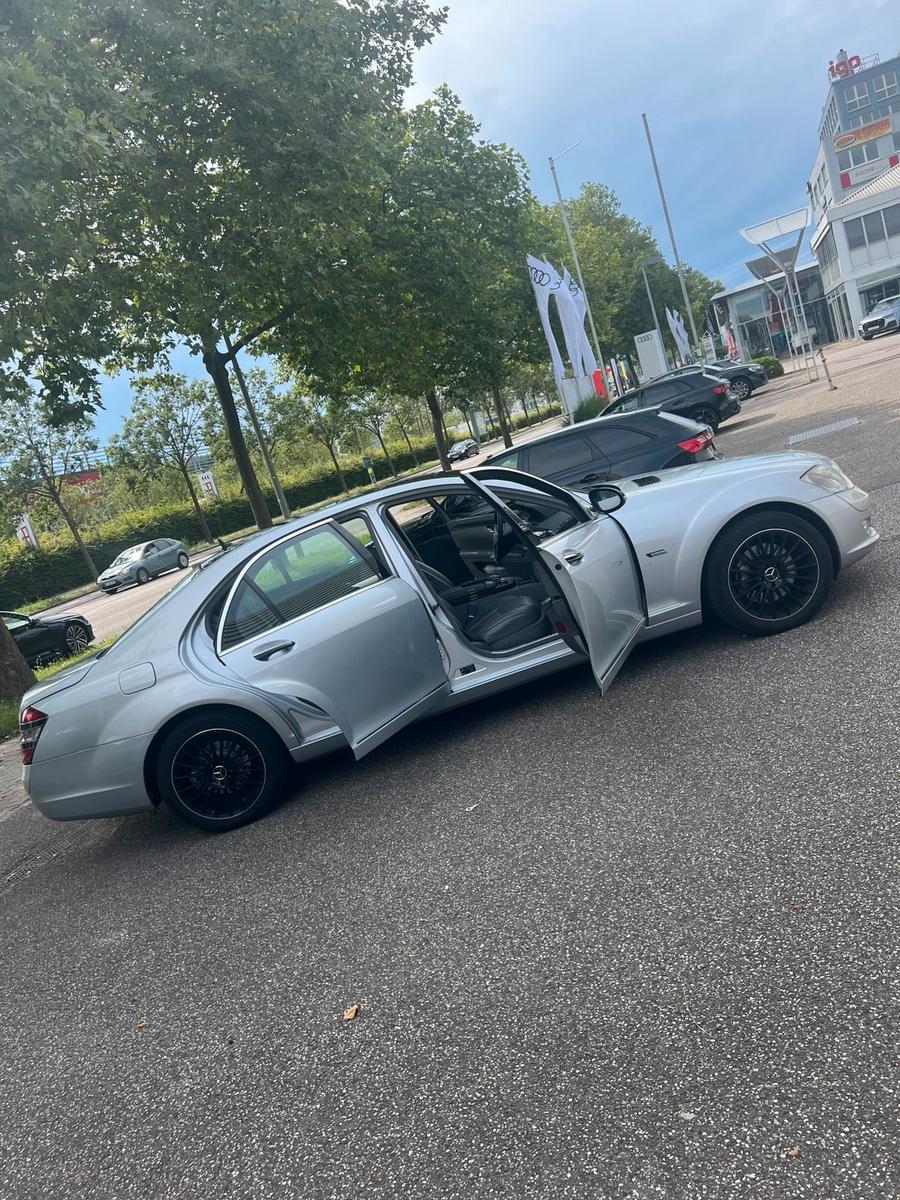 Mercedes-Benz S 320
