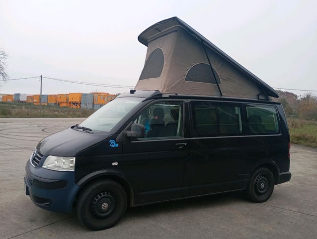 Volkswagen VW Bus T5 california mit Dachzelt und Vorz...