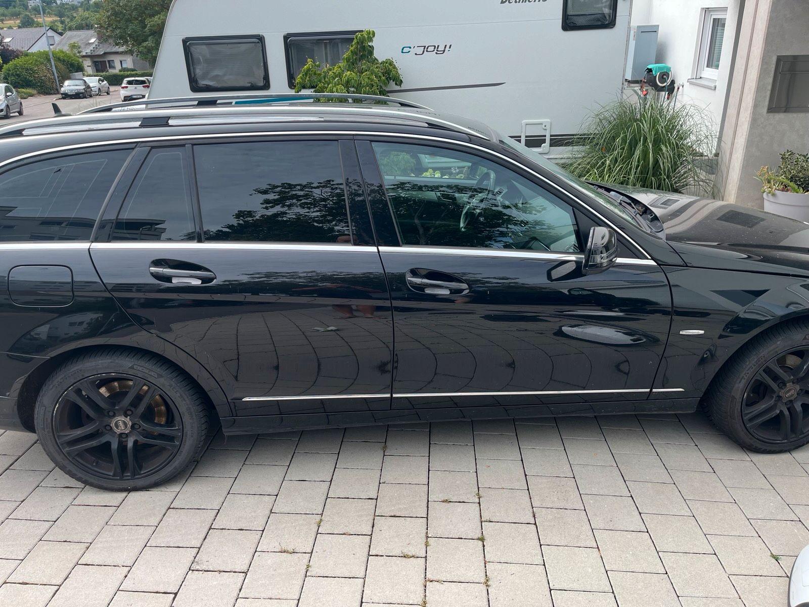 Mercedes-Benz C200 2009 — engine 184 HP (135kW)