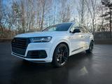 Audi AUDI SQ7 Garantie 8Fach22zoll Matrix HUD Pan B&O - Audi SQ7 von privat