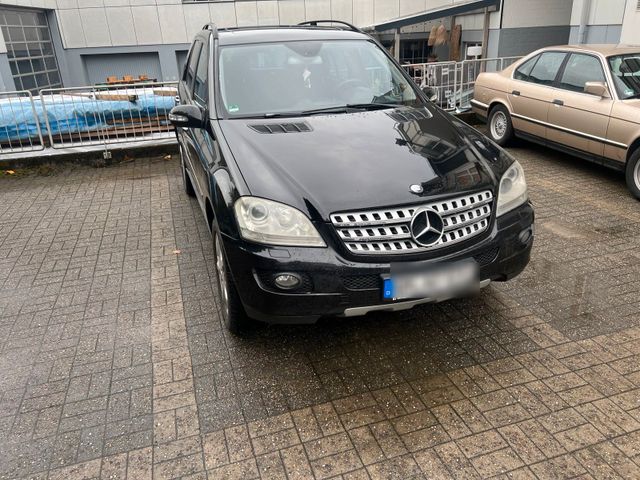 Mercedes-Benz Mercedes ML 280 cdi bitte lesen