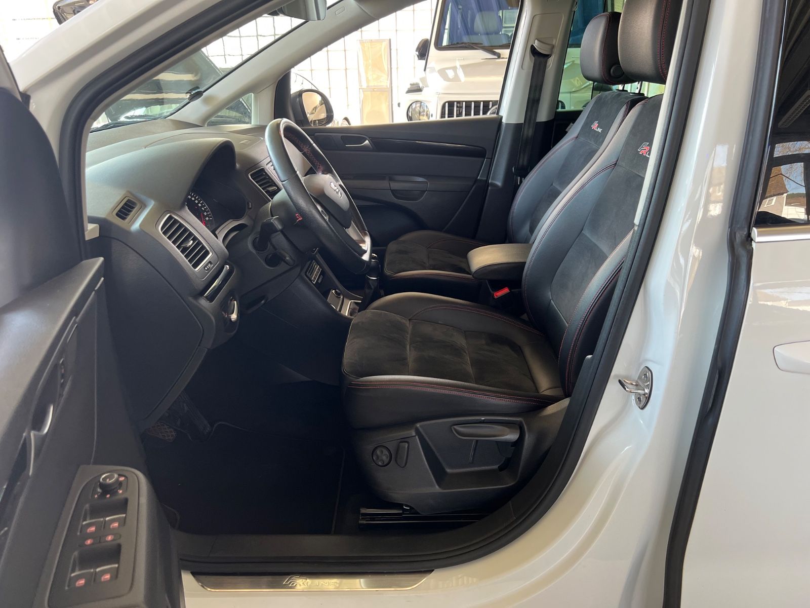 Fahrzeugabbildung SEAT Alhambra 2.0 TDI FR-Line * 7.SITZER *