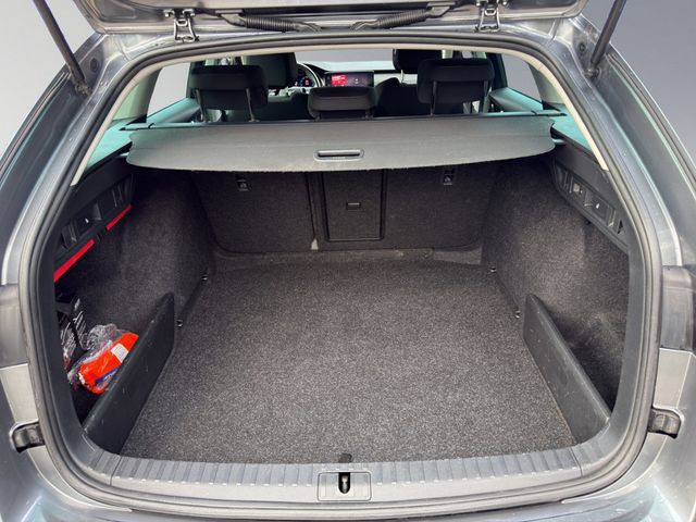 Octavia Combi 2.0TDI DSG Style AHK