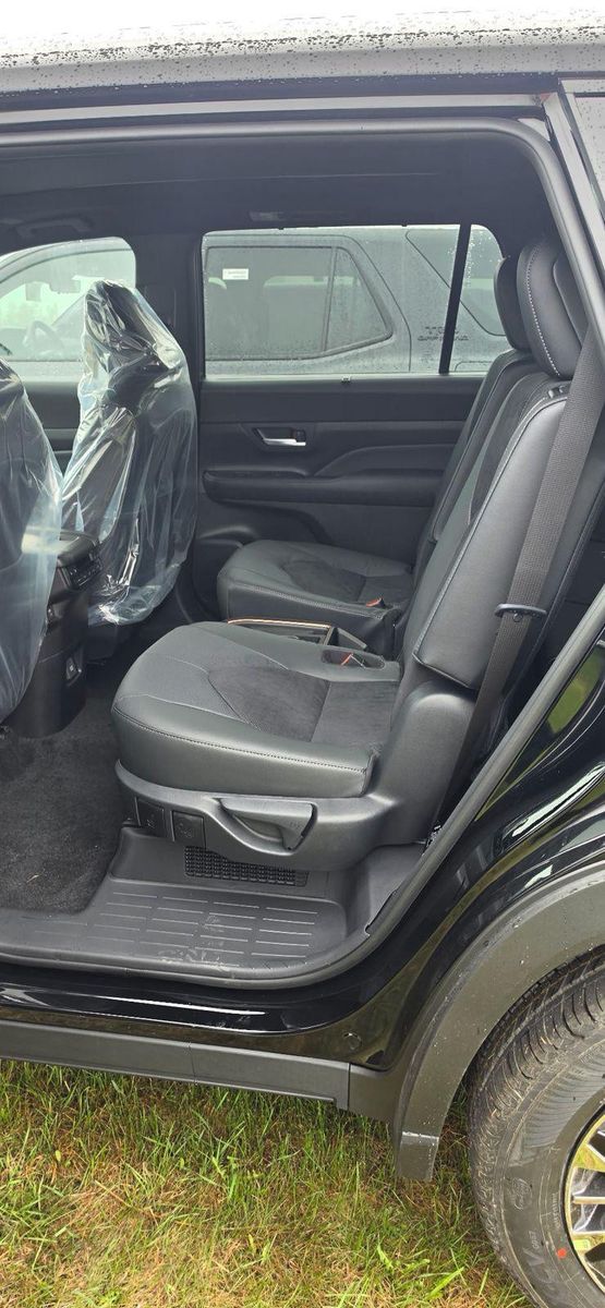 Fahrzeugabbildung Toyota GRAND Platinum Max T1: 68.000 EURO