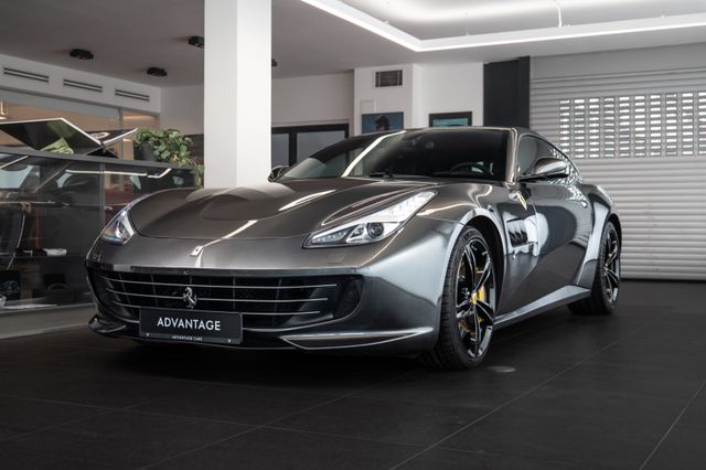 FERRARI GTC4Lusso