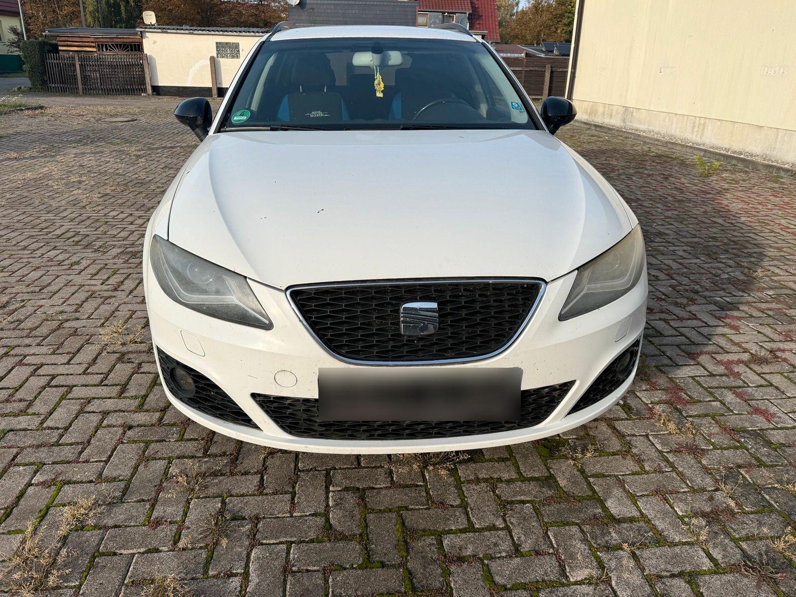 Seat Exeo 2013 — interior